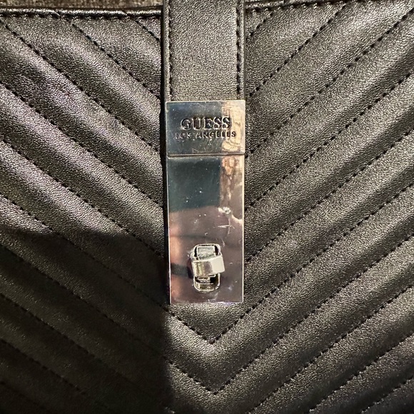 Guess shoulder tote black, with 3 compartment, middle zipper - Picture 5 of 5